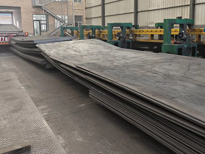 In che modo le lamiere laminate a caldo soddisfano le moderne esigenze industriali?
